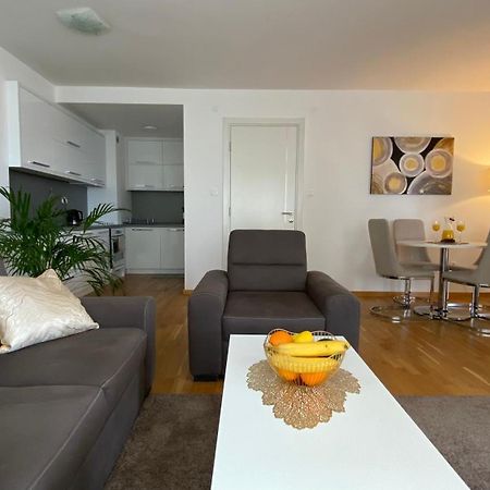 Four Views Apartments 부드바 외부 사진