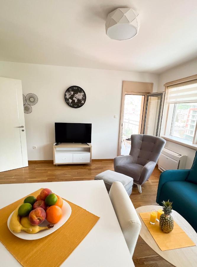 Four Views Apartments 부드바 외부 사진